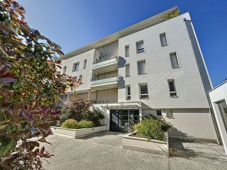 Appartement type 2 dans un immeuble de 2018 de 46 M² AVEC STATIONNEMENT COUVERT - Photo 3