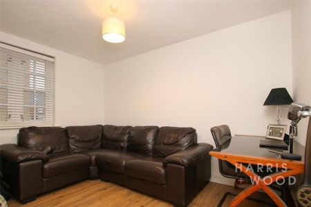 2 bedroom apartment to rent - Photo 3