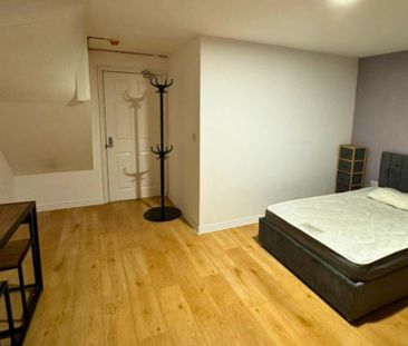 Single Room, The Rookery, Grays - Photo 6