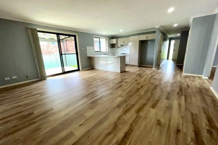 Low-Maintenance Living, Modern Design - Photo 4