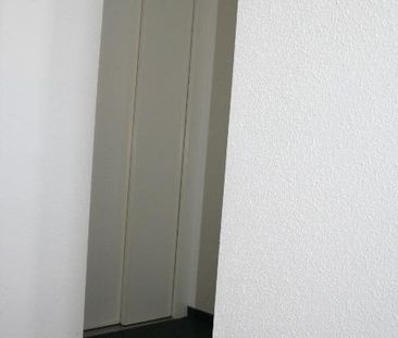 Moderne Dreiraumwohnung mit Balkon in zentrumsnaher Wohnlage! - Foto 2