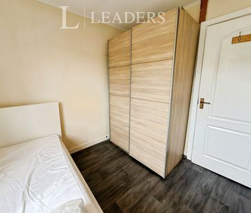 1 bedroom property to rent Albert Road, Beeston, Nottingham, Nottin... - Photo 5