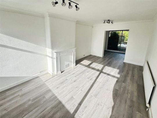 3 bedroom semi-detached house to rent - Photo 1