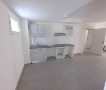 T3 AVEC TERRASSE, JARDIN ET PARKING - Photo 5