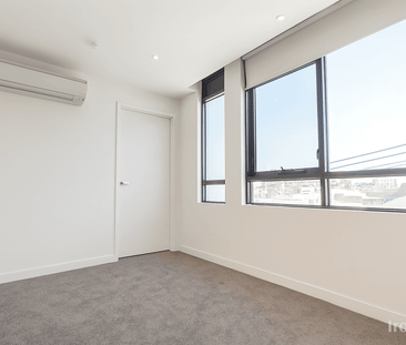 Perfectly Positioned Featuring Brand New Carpet Throughout - Photo 6