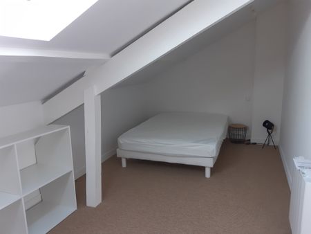 Location Appartement 1 pièce 27m² LA GUERCHE DE BRETAGNE 35130 - Photo 3