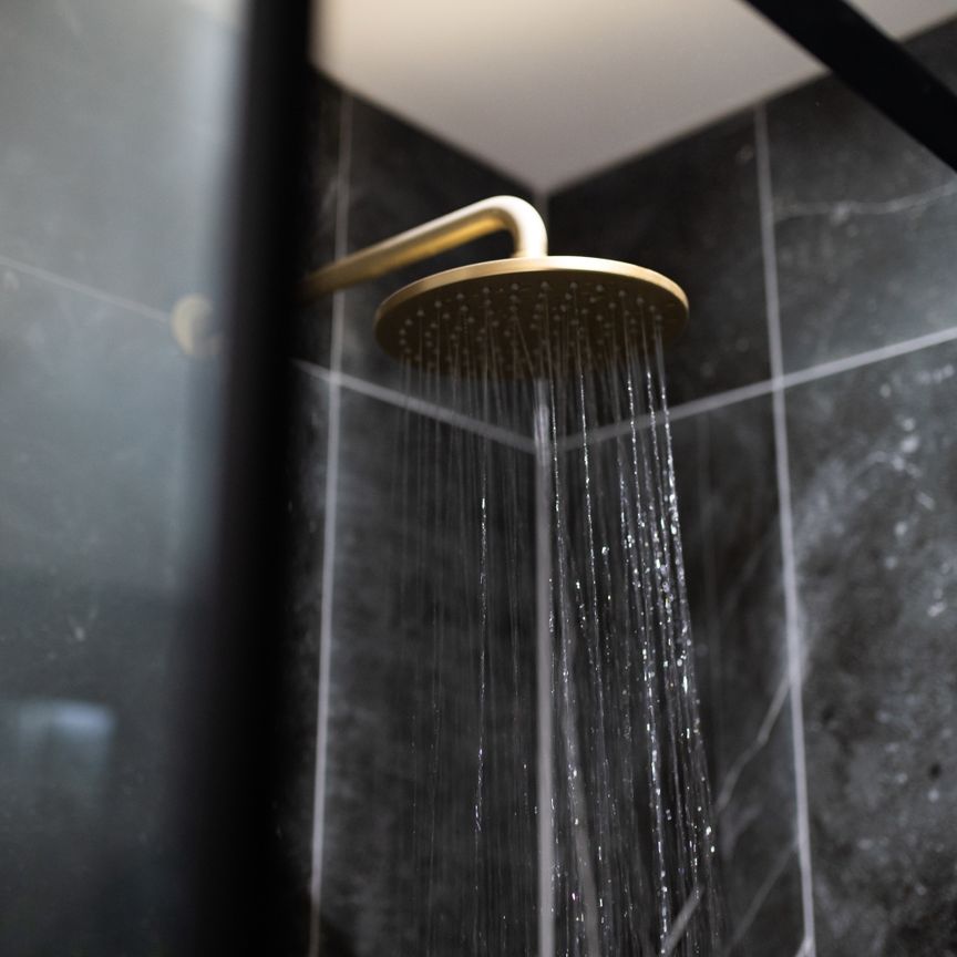 The Big Windsor, Cardiff Bay - Photo 1