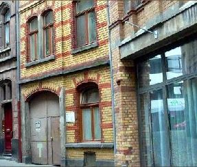 Luftig möblierte Maisonette im französischen Stil mit Dachterrasse - Photo 1