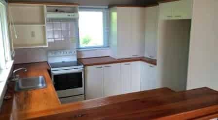 West Is Best - Photo 2