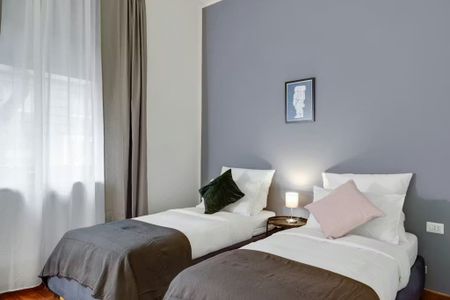 Via dei Giardini, Milan, Lombardy 20121 - Photo 5