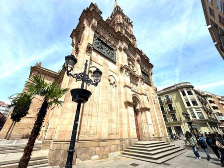 Piso de alquiler en Toro, 78, Sancti Spiritus - San Juan - Photo 2