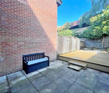 2 bedroom terraced house to rent - Photo 1