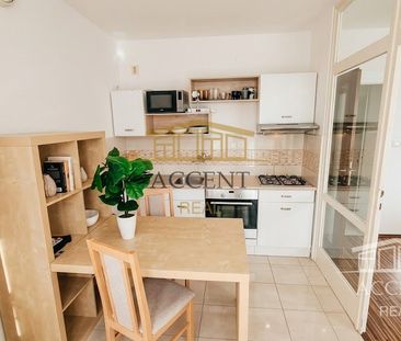 ACCENT REAL / PRENÁJOM ÚTULNÉHO 1 IZBOVÉHO BYTU S BALKÓNOM V RAČI - Photo 1