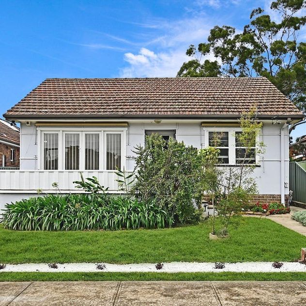 11 Irvine Crescent, Ryde NSW 2112 - House For Rent | Domain - Photo 1