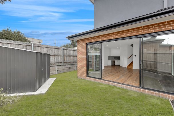 3/1 Kennedy Street, Glen Waverley - Photo 1