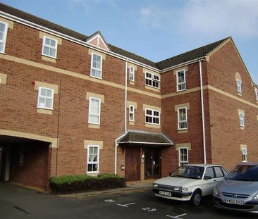 Churchill Court, Bishops Park, Telford Close - Photo 1