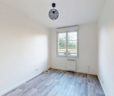 Location Appartement 3 pièces 54 m2 à Pontault-Combault - Photo 2