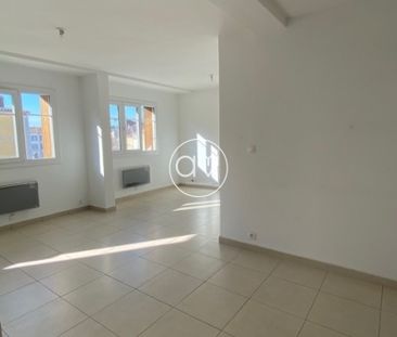 T2 A LOUER - CENTRE VILLE DE LA VALETTE DU VAR - Photo 5