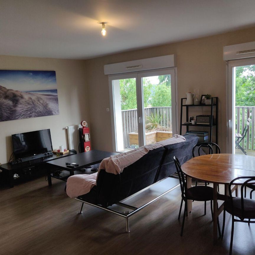 BRUZ - Rue du Carré Vert - Appartement T3 de 65,23m², n° C 23, (construction de 2012), au 2è... - Photo 1