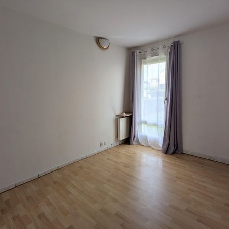 Location Appartement 2 pièces 54m² BEAUCHAMP 95250 - Photo 4