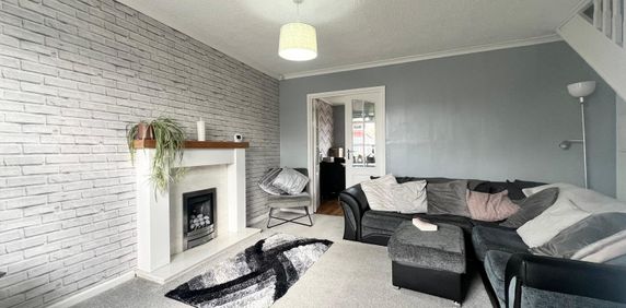 3 bedroom terraced house to rent - Photo 2