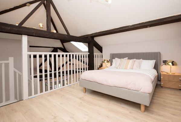 3 Bed Flat, Charlotte Street, M1 - Photo 1