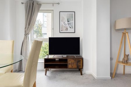 2 bedroom flat to rent - Photo 4