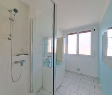 Location Appartement 3 pièces 53m² TROYES 10000 - Photo 4
