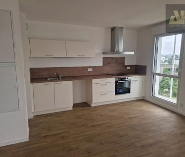 CAPUCINS - APPARTEMENT T3 NEUF - BALCON - ASCENSEUR - Photo 2