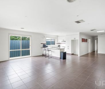 Modern Low-Maintenance Living - Central Werribee - Photo 3