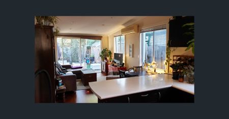 SINGLE STORY 2 BEDROOM - Photo 5