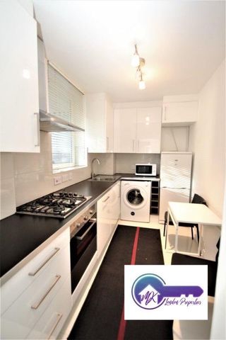 1 Bedroom Room in Flat Share To Rent - Photo 4