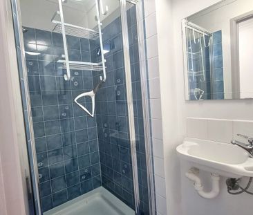 Downstairs Studio apartment in Alexandra Hills - INCLUDES UTILITIES - Photo 6