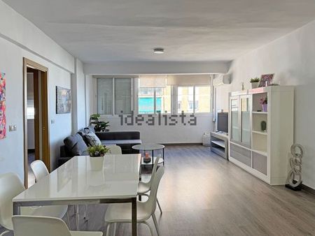 Alquiler de piso en Calle Héroe de Sostoa - Photo 2