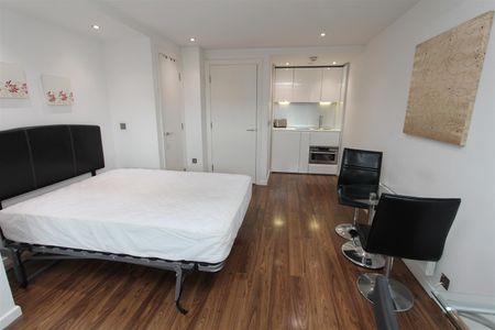 Bridgewater Place, Leeds City Centre, LS11 5QT - Photo 2