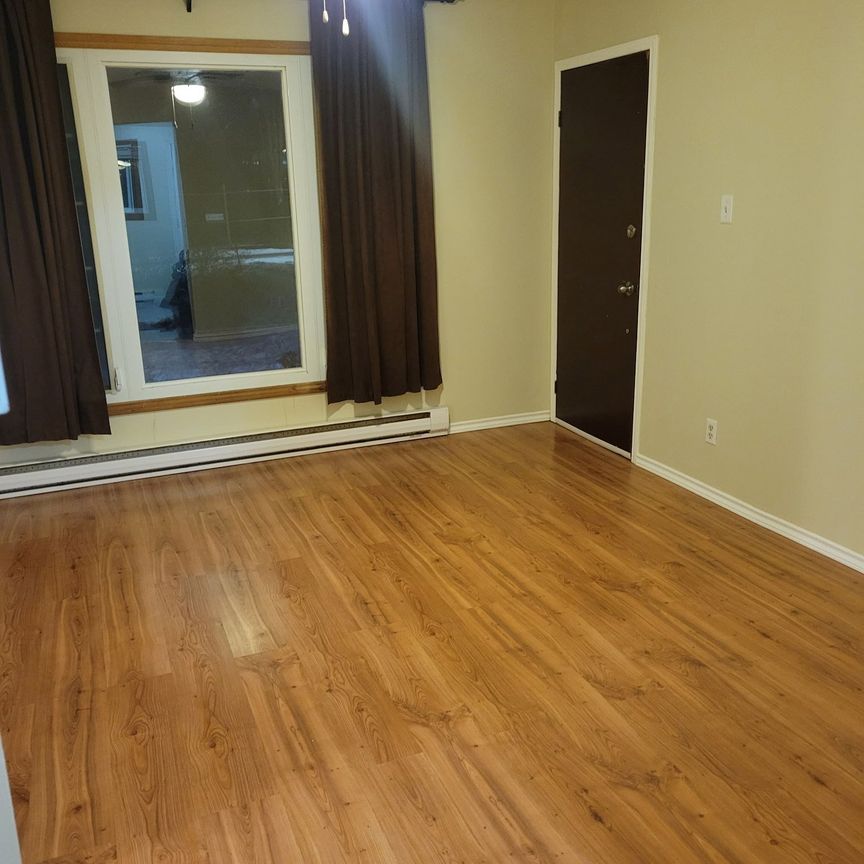 For Lease - 25 Quinte View Drive, Quinte West, Ontario - Photo 1