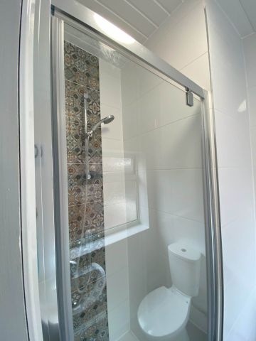 Price £700 pcm - Available Now - Furnished - Photo 5