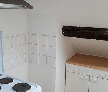 Location Appartement 3 pièces 29m² - Photo 2