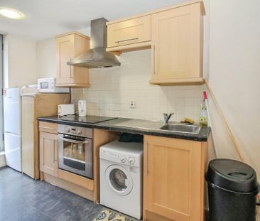 2 bedroom property to rent - Photo 6
