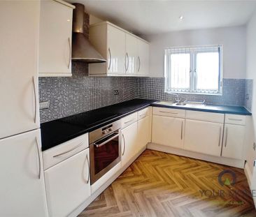 2 bedroom flat to rent - Photo 4