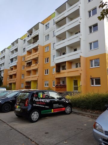 Willkommen in Ihrer neuen Wohnung mit Wohnberechtigungsschein!! - Photo 2