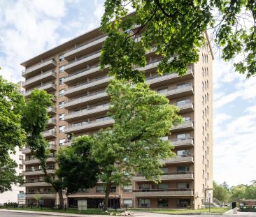 111 Lawton Boulevard — 1 Bedroom - unit 502 - Photo 4