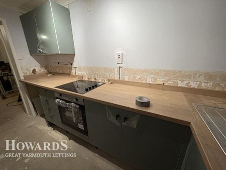 2 bedroom terraced house to rent - Photo 3