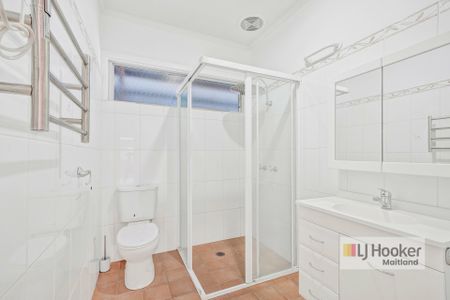 "Neat and Comfortable Home" - Photo 4