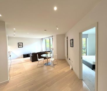 1 Bed Flat, Schooner Road, E16 - Photo 1