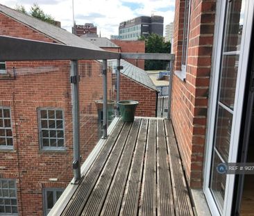 Studio to rent - Photo 4