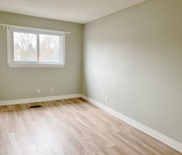 For Lease - 37 Springhead Gardens, Richmond Hill, Ontario - Photo 5