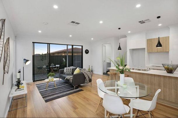 [$ 670/week] 3-bedroom townhouse with low maintenance in Hectorville 5073 - Photo 1