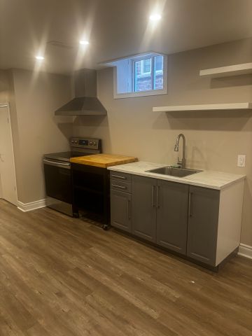 For Lease - 1153 Peelar Crescent, Innisfil, Ontario - Photo 3