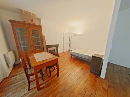 STUDIO A LOUER - PARIS 6EME ARRONDISSEMENT - 40.29 m - 1 550 € - Photo 2